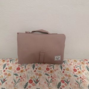 Herschel Supply Co. Sprout Change Mat Ash Rose One Size